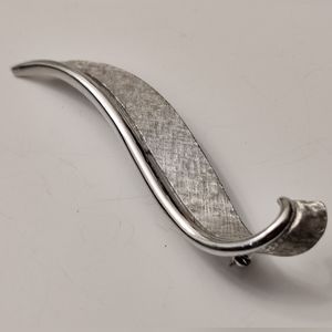 Modernist Signed Marcel Boucher Scroll Brooch #7370